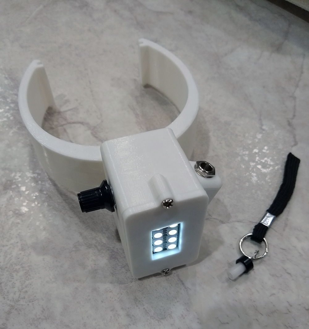 Image of the custom Phantom 3 detachable spot light.